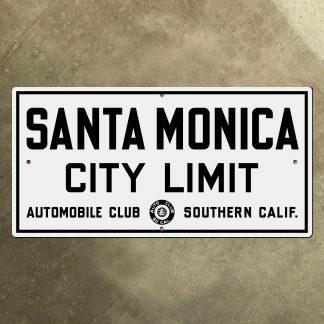 California (ACSC) Santa Monica city limit sign