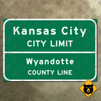 Kansas City city limit, Wyandotte County county line sign