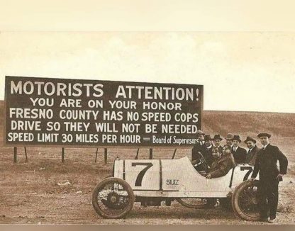 Photo of original Fresno Has No Speed Cops sign