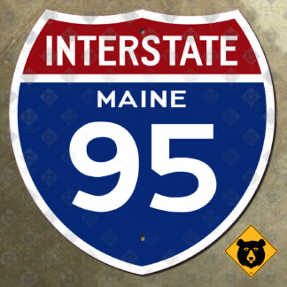 Maine Interstate 95 highway marker