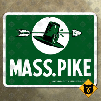Massachusetts Turnpike route marker