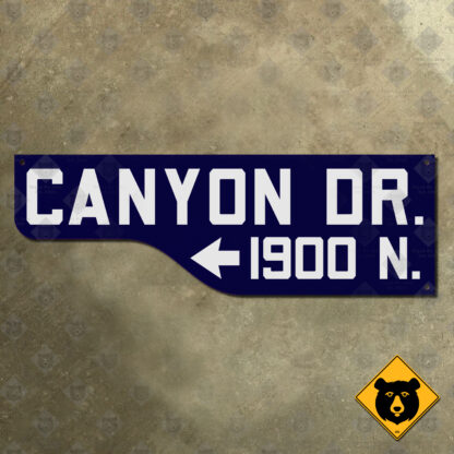 Los Angeles Canyon Drive street sign