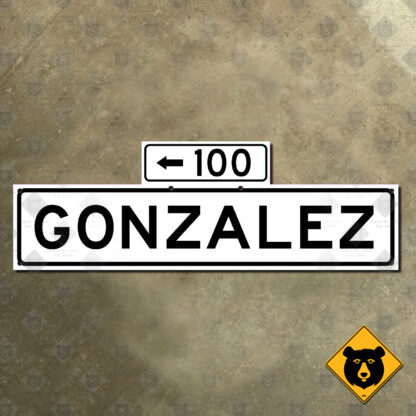 San Francisco Gonzalez Drive street sign (left)